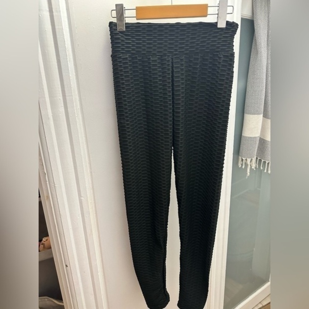 Amazon Tights Size Medium